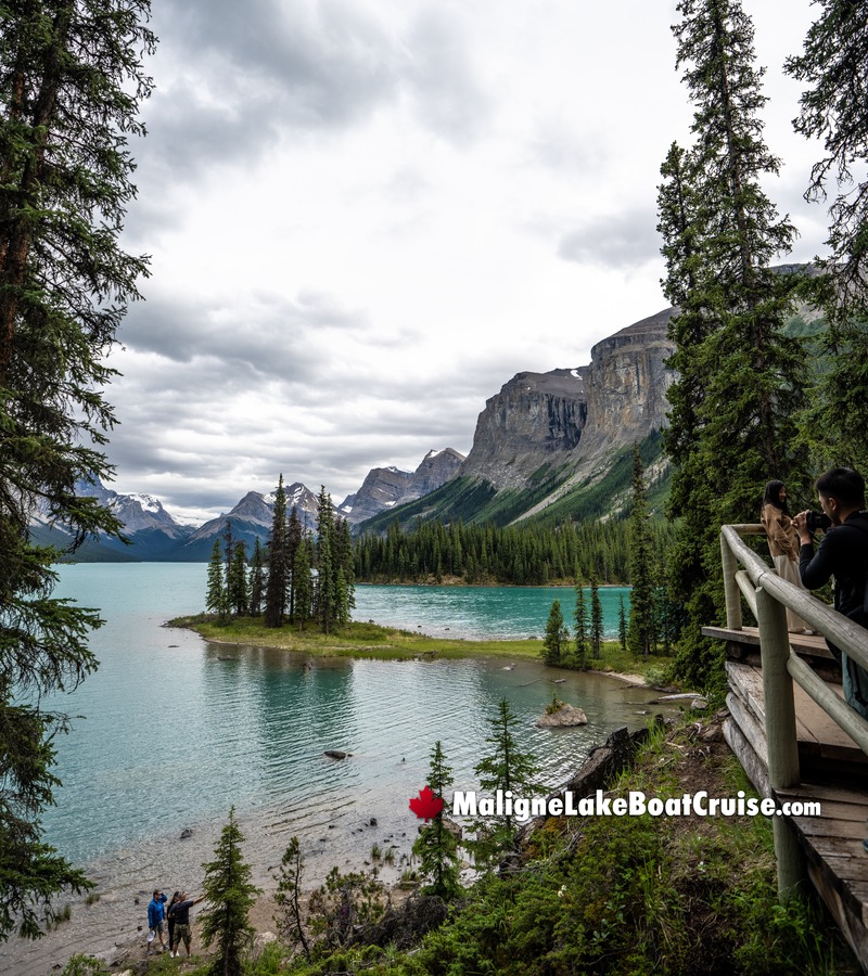 Maligne Lake Visitors on Platform Viewing