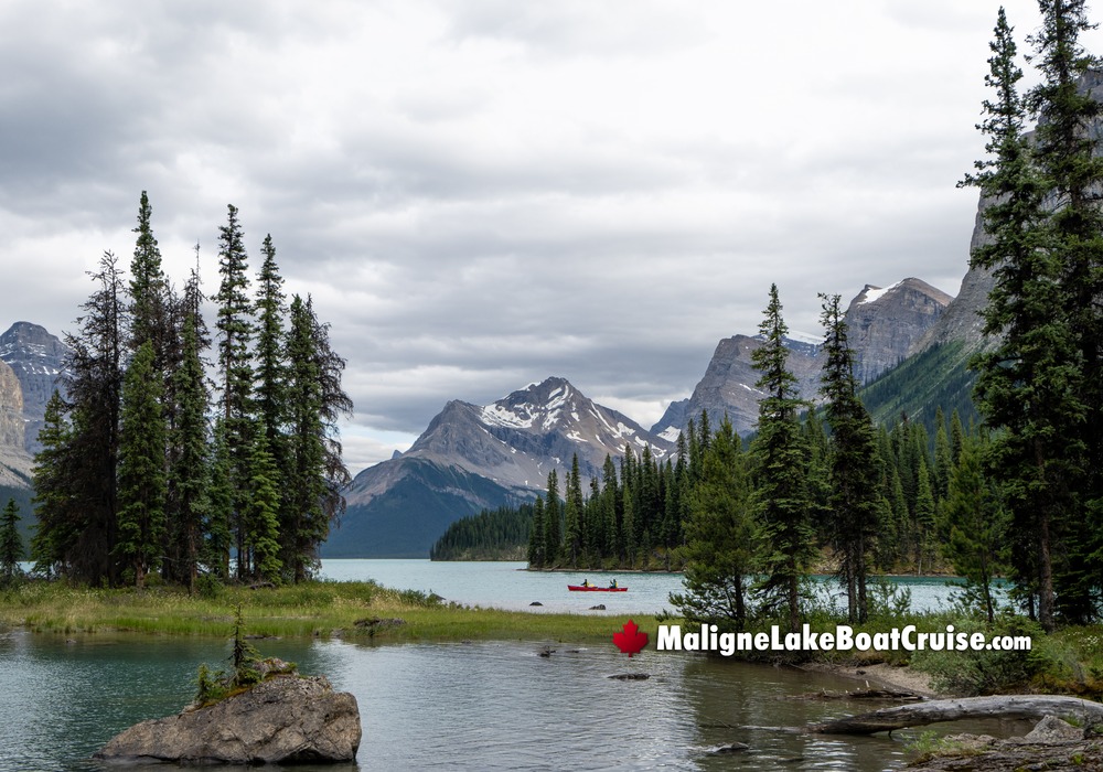 Maligne Lake Boat Cruise