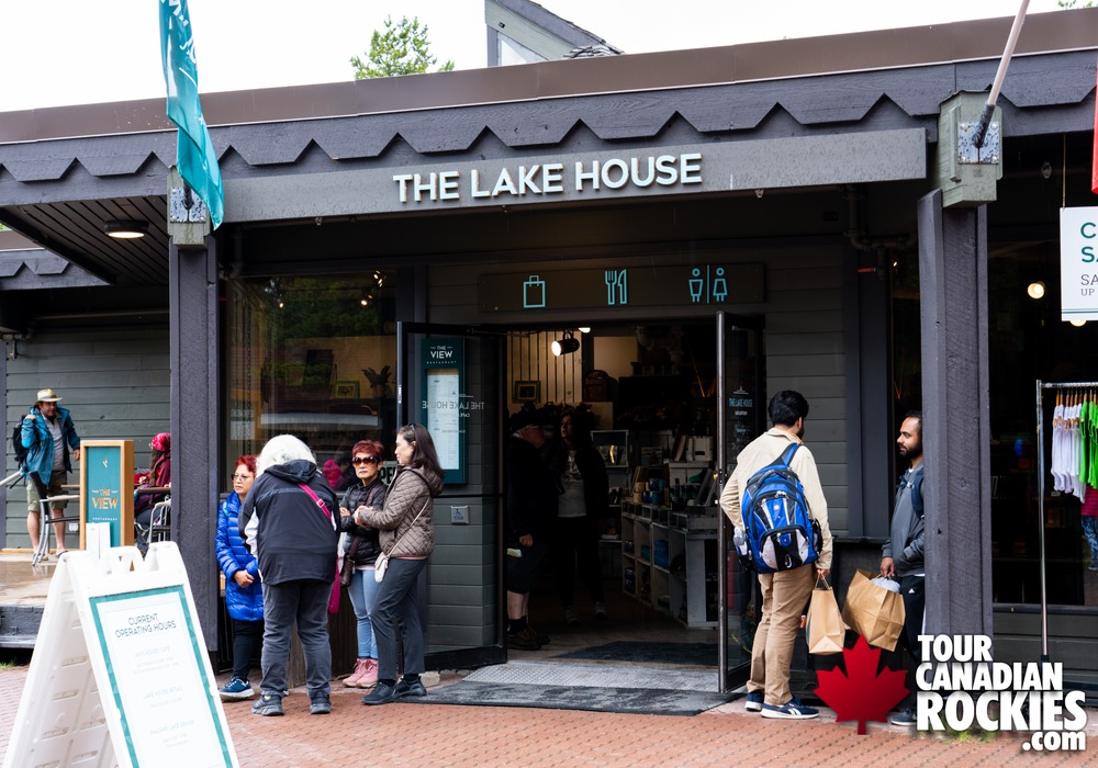 Maligne Lake Gift Shop